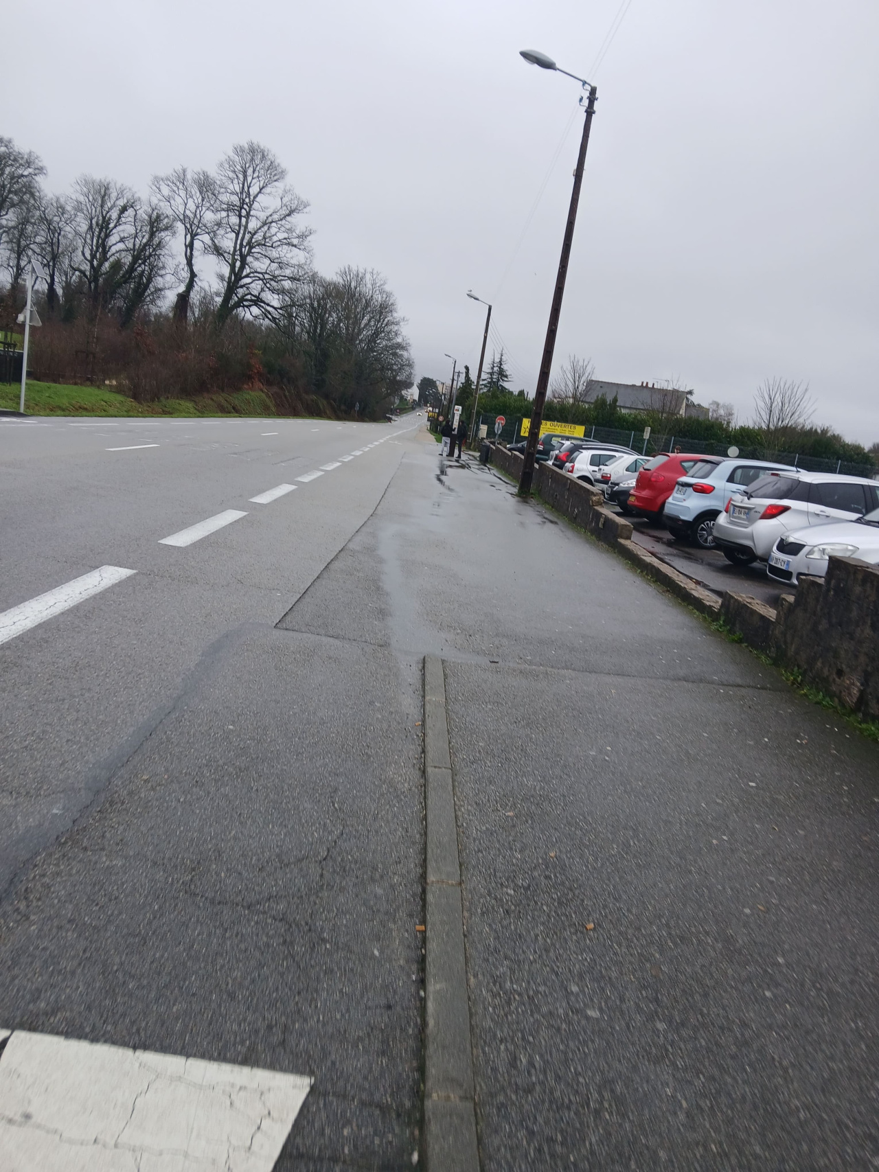 Image d'illustration pour : Abri de bus lycée saint Joseph (kergypt)